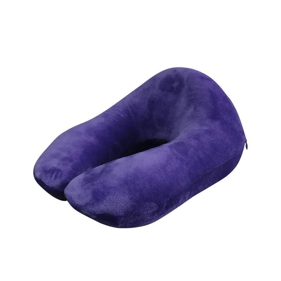 Jastëk në formë të latex-it të rritur